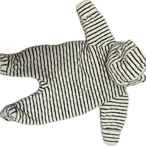 Nordstrom Baby Bunting 6 mo - Picture 2 of 3